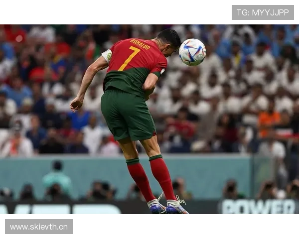 布雷默头球争顶能力突出，防守端表现稳健