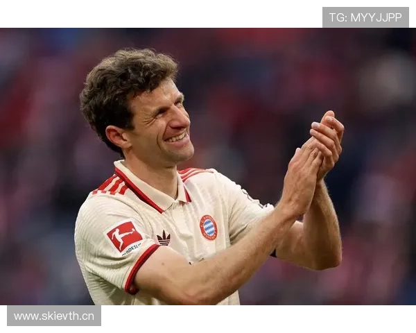 穆西亚拉 vs 托马斯·穆勒：进攻中场位置传承与角色演变