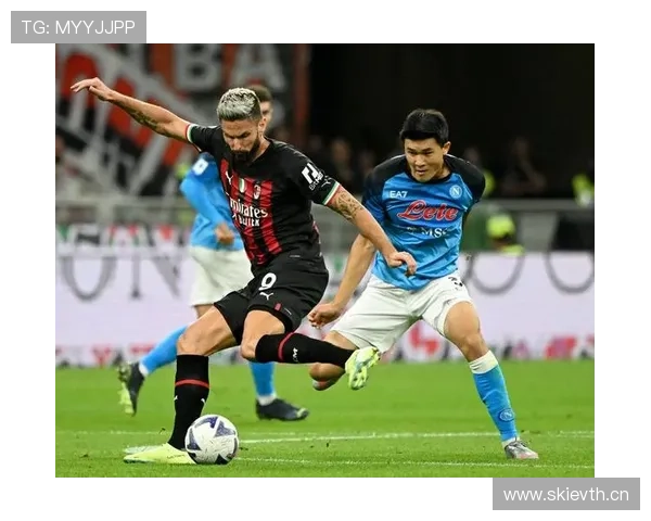 AC米兰防线频频被打穿,站位与回防问题逐步显现,对赛季走势形成制约 AC米兰防线频频被打穿,站位与回防问题逐步显现,对赛季走势形成制约