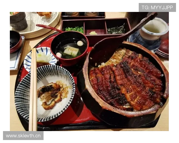 王燊超家的狗吃的都比我一个月饭钱多